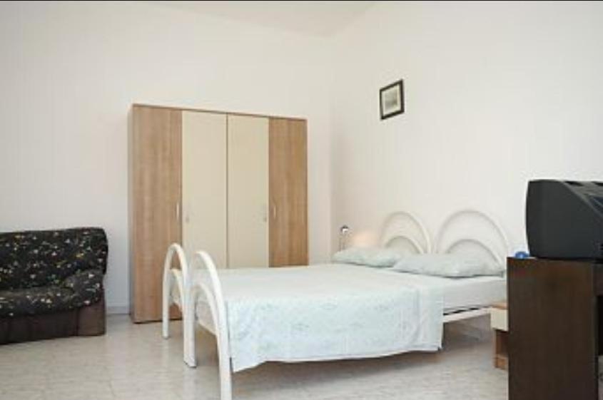 Apartments Angela Ližnjan Buitenkant foto